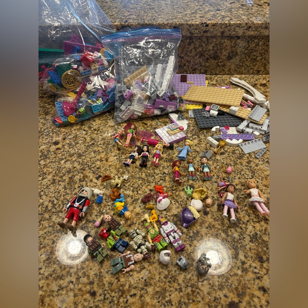 Lego Mega Blocks Misc Apx 3lb Lot American Girl Barbie Fairy Princess Mini Figs